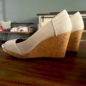 Toms wedges